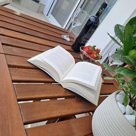 Sofilins Luxury Apartment *